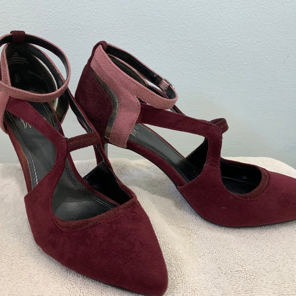 Ankle Strap Suede Pumps - Size 7